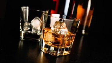 Viski ahşap bar masa lounge bar atmosfer dökme