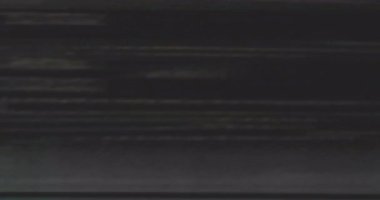 çokrenkli vhs arızalı ses arka plan gerçekçi titreşimli, analog vintage televizyon sinyali kötü parazitli, statik ses arkaplanı, üst üste