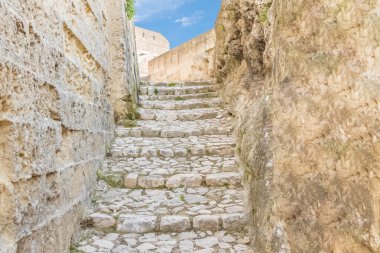 eski merdiven taş, Matera İtalya Unesco Avrupa sermaye ve kültür 2019 yılında yakınındaki tarihi bina