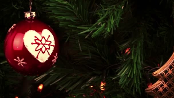 Decoraciones navideñas. vacaciones árbol de Navidad luces de fondo — Vídeo de stock