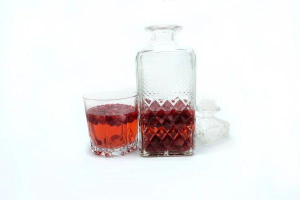 Berry Alcoholische Dranken Concept Zelfgemaakte Rode Tinctuur Met Rode Bessen — Stockfoto