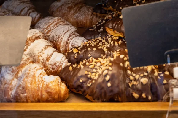 Assortiment Délicieux Croissants Chocolat Réalisés Par Chef Pâtissier Tous Ont — Photo