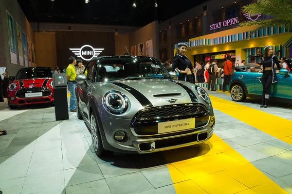 NONTHABURI - MARCH 23: New Mini Convertible on display at The 37 — 图库照片