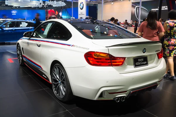 NONTHABURI - 23 DE MARZO: Nuevo BMW 420d Coupe en exhibición en el 37º —  Fotos de Stock