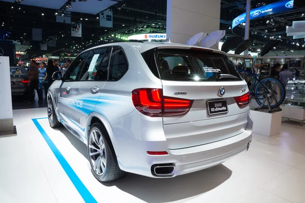 Nonthaburi - 23 Mart: Bmw x5 xdrive 40e 37.caddede sergileniyor 