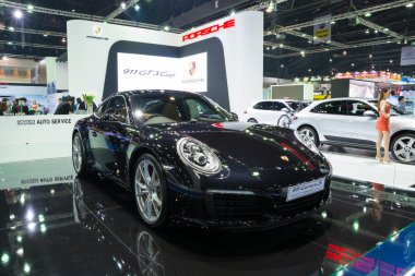 Nonthaburi - 23 Mart: Yeni Porsche 911 Carrera S T ekranda