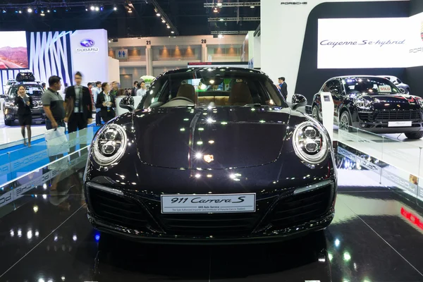Nonthaburi - 23 mars: Nya Porsche 911 Carrera S utställda på T — Stockfoto