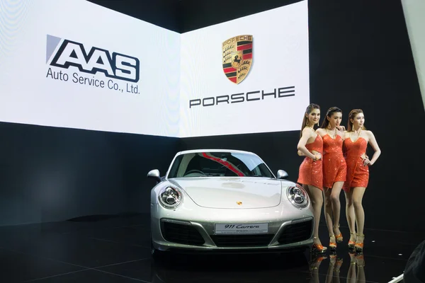 Nonthaburi - 23 mars: Nya Porsche 911 Carrera S utställda på T — Stockfoto