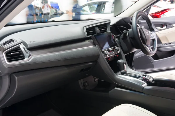 NONTHABURI - MARÇO 23: Design de interiores da NOVA Honda Civic 2016 o — Fotografia de Stock