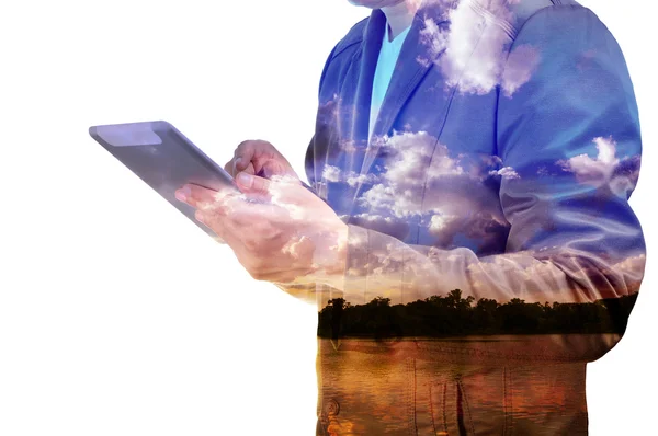 Närbild av affärsman med tablett dubbel exponering isolerad på — Stockfoto