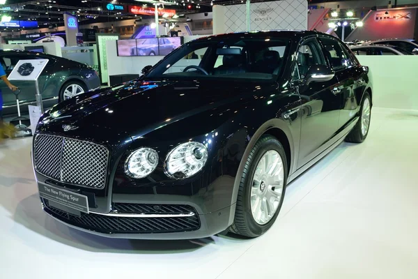 НОНТХАБУРИ - DECEM1: показ нового автомобиля Bentley Flying — стоковое фото
