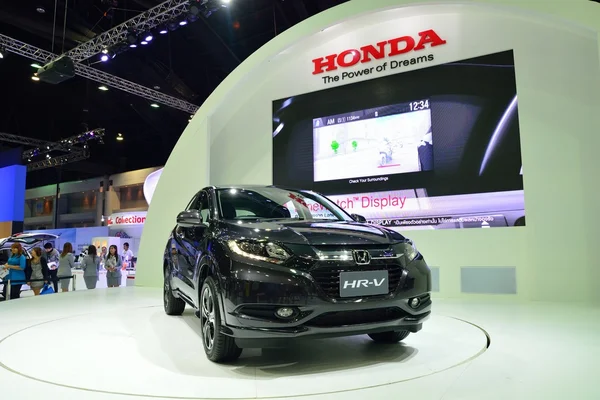 NONTHABURI - 1 DE DICIEMBRE: Nueva pantalla de coche Honda HR-V en Tailandia — Foto de Stock