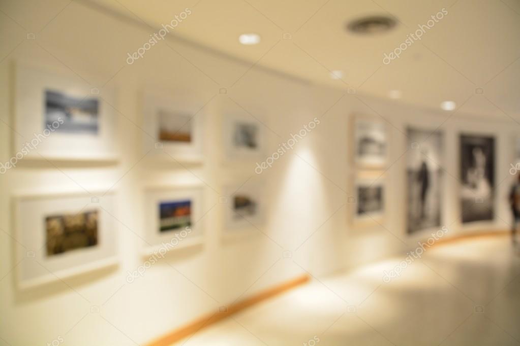 Blurred or defocus of Art Gallery or Museum Background