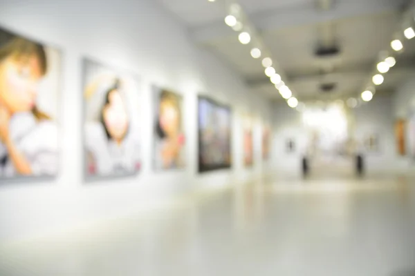 Bulanıklaştırma veya bir modern sanat kuruş lobisinin soyut resim Defocus