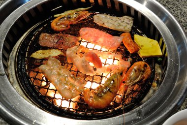 Kore barbekü ızgara gıda.