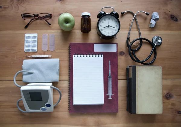 Cuidados médicos flat lay — Fotografia de Stock