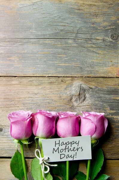 Dia das mães flores do presente — Fotografia de Stock