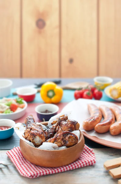 Comida a la parrilla casera — Foto de Stock