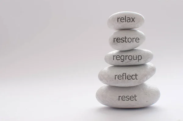 Yoga Zen Stones Balancing Top Each Other Inspiring Words Relaxation — Fotografia de Stock