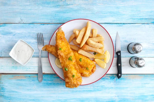 Traditional Fish Chips Plate Rustic Wood Table — Stock Photo, Image