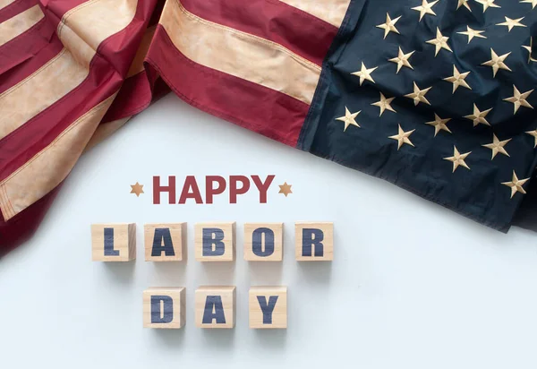 Šťastný Pracovní Den Tištěný Dřevěných Blocích Americkou Vlajkou — Stock fotografie