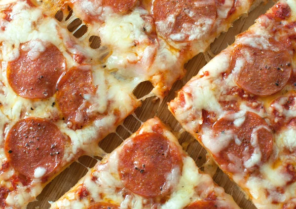 Italiensk pizza slices — Stockfoto