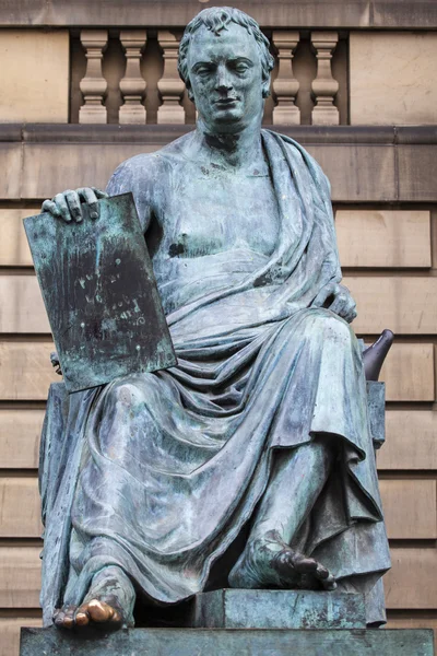 Estátua de David Hume em Edimburgo — Fotografia de Stock