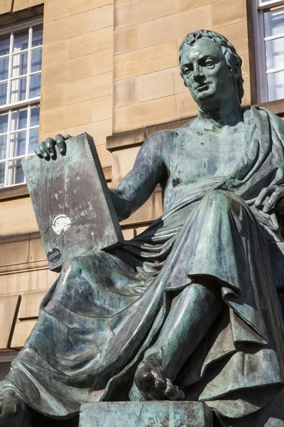 David Hume Statue in Edinburgh — Stock Photo, Image