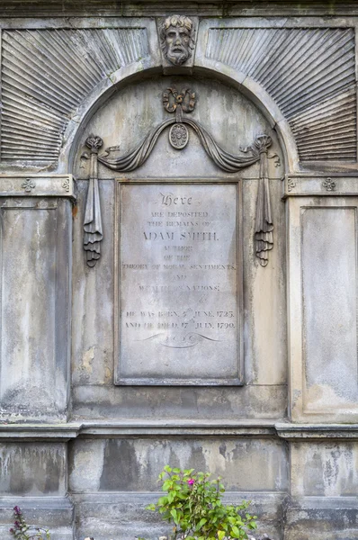 Adam Smith, Edinburgh-ban sírja — Stock Fotó