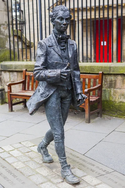 Estátua de Robert Fergusson em Edimburgo — Fotografia de Stock