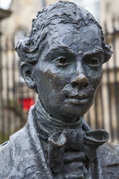 Estatua de Robert Fergusson en Edimburgo — Foto de Stock