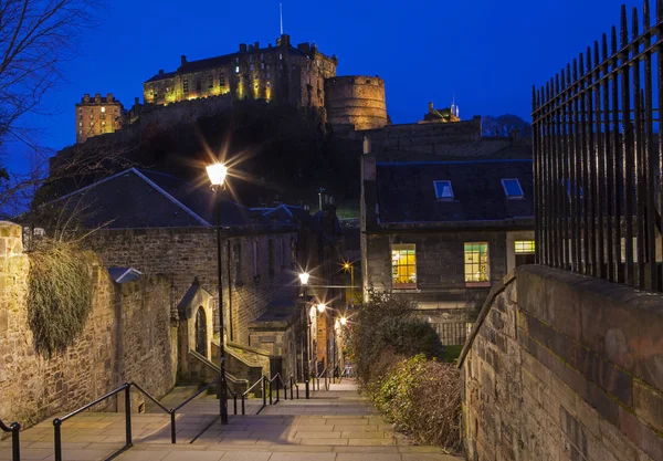 Vista del Castillo de Edimburgo desde Vennel —  Fotos de Stock