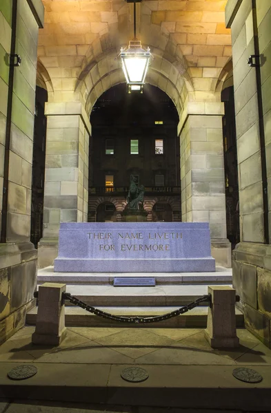 Kenotaf War Memorial i Edinburgh — Stockfoto