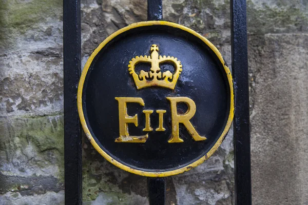 ロンドン塔の女王エリザベス Ii 記号 — ストック写真