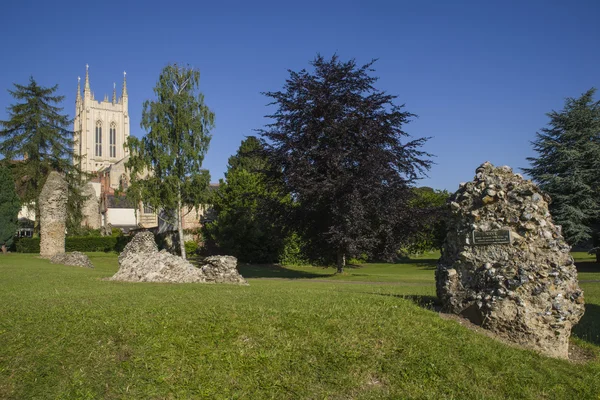 Bury St. Edmunds Abbey Remains y St Edmundsbury Cathedral — Foto de Stock