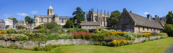 Jardin commémoratif Christ Church à Oxford — Photo