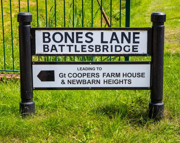 Une Pancarte Bones Lane Dans Village Battlesbridge Dans Essex Royaume — Photo