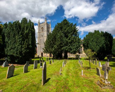 Dedham Parish Kilisesi, aynı zamanda St. Marys Kilisesi olarak da bilinir, İngiltere 'nin Essex kentindeki güzel Dedham köyünde..