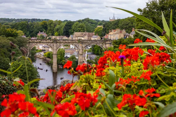 Vacker Utsikt Över Knaresborough Viaduct Över Floden Nidd Staden Knaresborough — Stockfoto