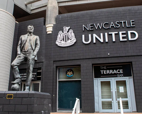 Newcastle Tyne Augustus 2021 Het Standbeeld Van Sir Bobby Robson — Stockfoto