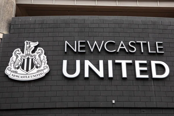 Newcastle Tyne September 2021 Het Logo Van Newcastle United Aan — Stockfoto