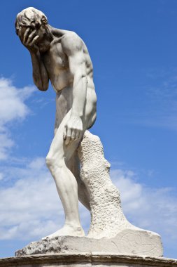 Jardin des tuileries heykel