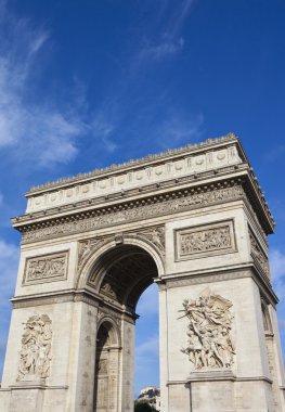 Paris 'te Zafer Takı