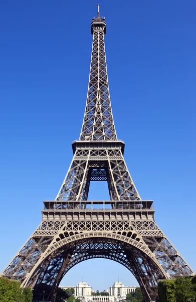 Torre Eiffel en París — Foto de Stock