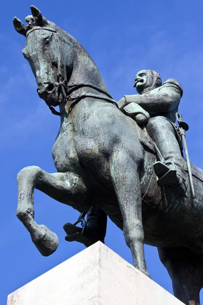 Статуя маршала Фердинанда Фоша в Париже — стоковое фото