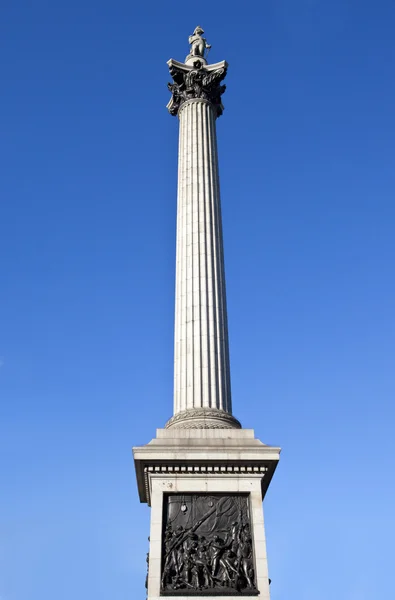 Nelson 's column in Londen — Stockfoto