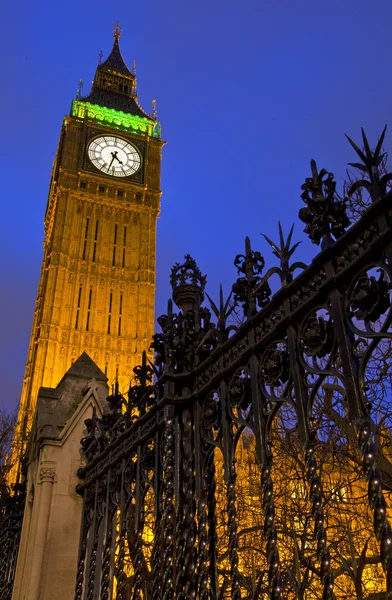 Big Ben 's nachts — Stockfoto