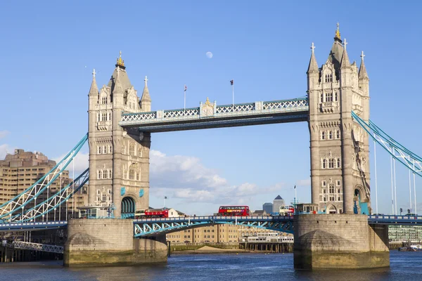 Tower Bridge w Londynie — Zdjęcie stockowe