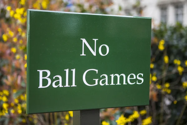 No Ball Games Sign — Stock Photo, Image