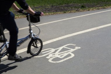 Londra'da bir bisiklet yolu